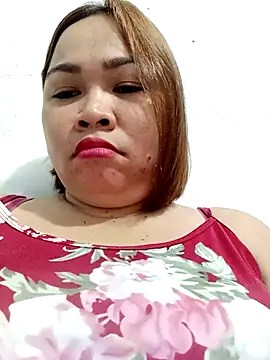 Snapshot of XXLorie_02 chatting on September 25, 2025, 12:16 am XXLorie 02 online show from September 25, 2025, 12:16 am