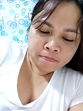 XXLorie 02 online show from February 25, 2025, 10:48 am