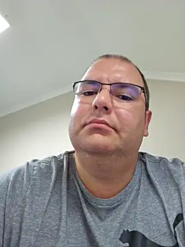 Snapshot of Andrew1900529 chatting on September 18, 2025, 10:29 am Andrew1900529 online show from September 18, 2025, 10:29 am