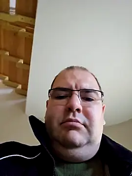 Snapshot of Andrew1900529 chatting on October 27, 2025, 7:31 am Andrew1900529 online show from October 27, 2025, 7:31 am