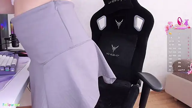 Snapshot of SkyqueenI chatting on September 18, 2025, 7:44 am SkyqueenI online show from September 18, 2025, 7:44 am