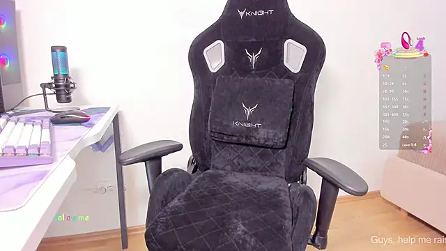 Snapshot of SkyqueenI chatting on September 23, 2025, 8:10 am SkyqueenI online show from September 23, 2025, 8:10 am