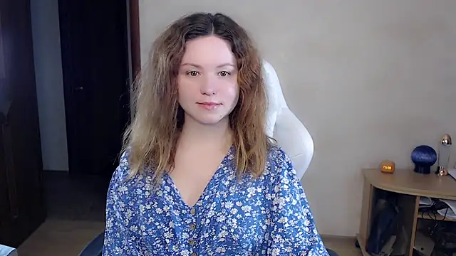 Snapshot of BettyGinger chatting on September 25, 2025, 9:32 pm BettyGinger online show from September 25, 2025, 9:32 pm