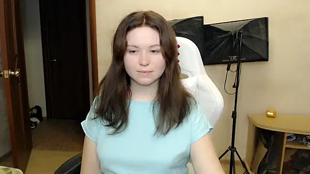 Snapshot of BettyGinger chatting on October 21, 2025, 8:30 pm BettyGinger online show from October 21, 2025, 8:30 pm