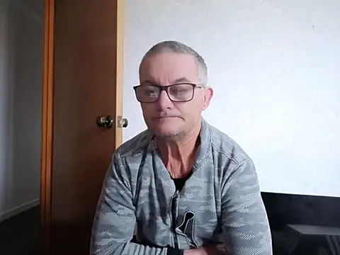 Snapshot of bigballnz chatting on September 24, 2025, 8:59 pm bigballnz online show from September 24, 2025, 8:59 pm