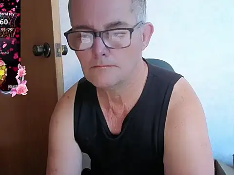 Snapshot of bigballnz chatting on October 10, 2025, 6:31 pm bigballnz online show from October 10, 2025, 6:31 pm