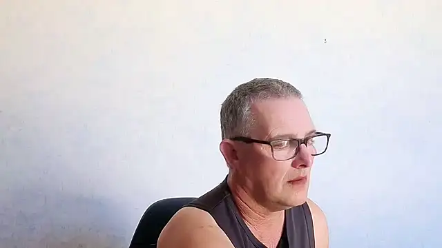 Snapshot of bigballnz chatting on October 11, 2025, 10:11 pm bigballnz online show from October 11, 2025, 10:11 pm