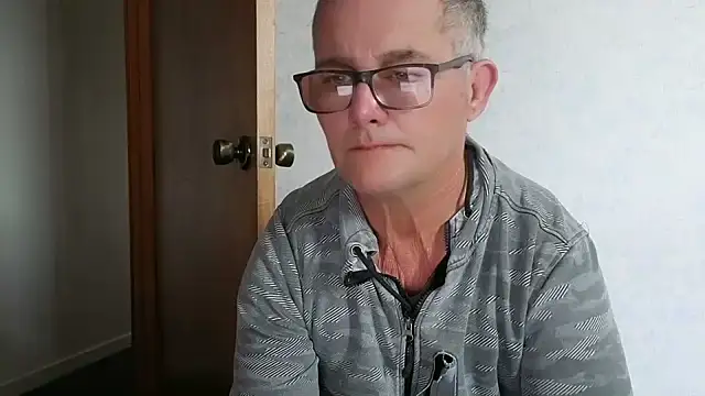 Snapshot of bigballnz chatting on October 7, 2025, 7:26 pm bigballnz online show from October 7, 2025, 7:26 pm