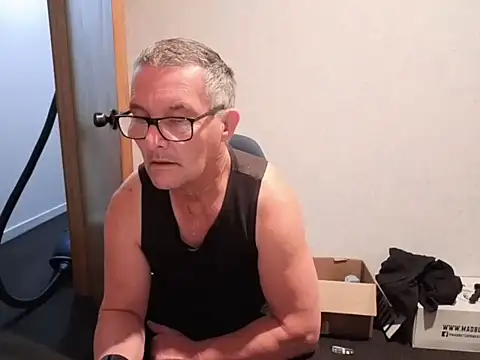 Snapshot of bigballnz chatting on October 17, 2025, 8:17 am bigballnz online show from October 17, 2025, 8:17 am