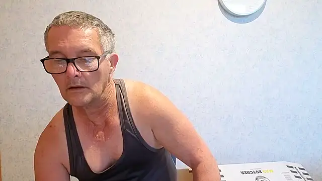 Snapshot of bigballnz chatting on November 1, 2025, 7:24 am bigballnz online show from November 1, 2025, 7:24 am