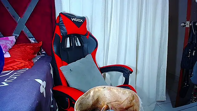 DanisaBrown online show from January 14, 2026, 2:31 pm