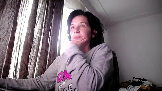 SexxyLety online show from May 21, 2026, 12:02 pm