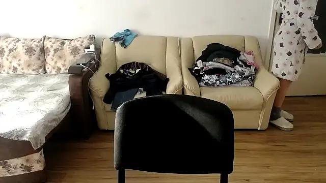 SexxyLety online show from November 25, 2025, 8:25 am