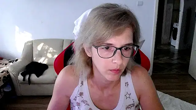 Snapshot of SexxyLety chatting on September 10, 2025, 6:01 am SexxyLety online show from September 10, 2025, 6:01 am