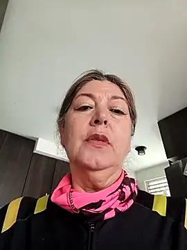 emma tour online show from November 26, 2025, 3:56 pm