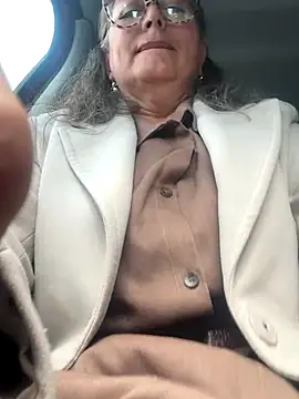 emma tour online show from November 27, 2025, 3:56 pm