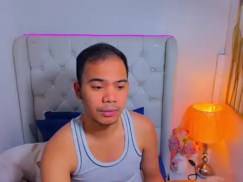 AsianZero online show from May 18, 2026, 6:23 pm