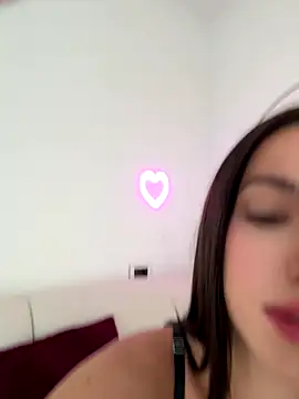 Snapshot of Rileysim88 chatting on October 4, 2025, 9:22 am Rileysim88 online show from October 4, 2025, 9:22 am