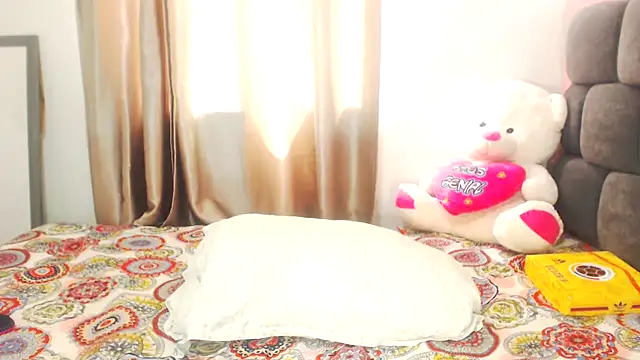 ValenSex online show from June 24, 2026, 3:21 pm