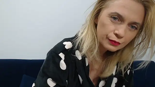 MysticCreature online show from October 6, 2025, 3:19 am