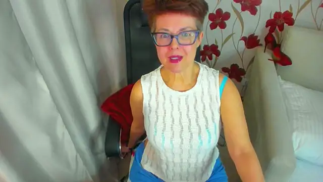 Snapshot of JennAlison chatting on March 3, 2025, 2:28 pm JennAlison online show from March 3, 2025, 2:28 pm