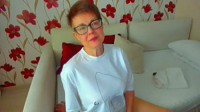 Snapshot of JennAlison chatting on February 3, 2025, 11:31 am JennAlison online show from February 3, 2025, 11:31 am