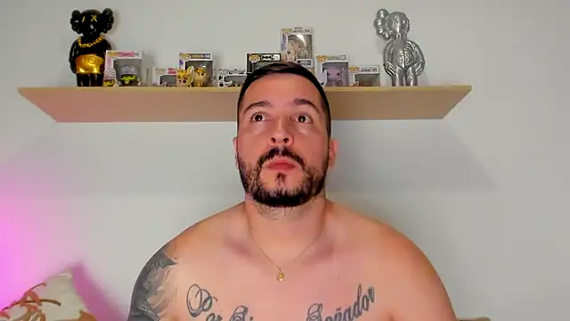 camilo restrepo21 online show from November 5, 2025, 12:25 am