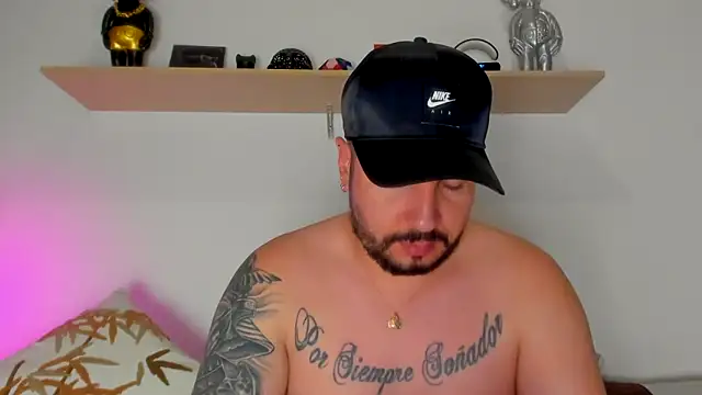 Snapshot of camilo_restrepo21 chatting on September 19, 2025, 12:14 am camilo restrepo21 online show from September 19, 2025, 12:14 am