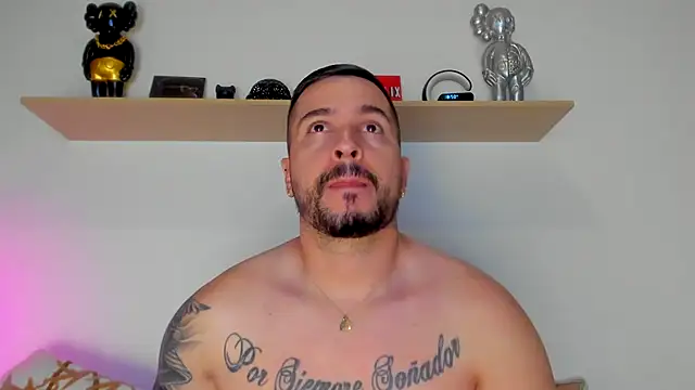 Snapshot of camilo_restrepo21 chatting on September 28, 2025, 11:44 pm camilo restrepo21 online show from September 28, 2025, 11:44 pm