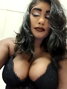 Snapshot of addisonemily chatting on December 15, 2025, 11:10 pm addisonemily online show from December 15, 2025, 11:10 pm