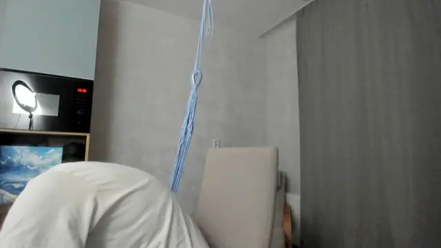 Snapshot of why_again_me chatting on November 2, 2025, 5:40 pm why again me online show from November 2, 2025, 5:40 pm