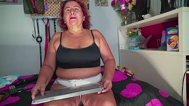 Snapshot of barbarah_ chatting on October 10, 2025, 5:08 am barbarah  online show from October 10, 2025, 5:08 am