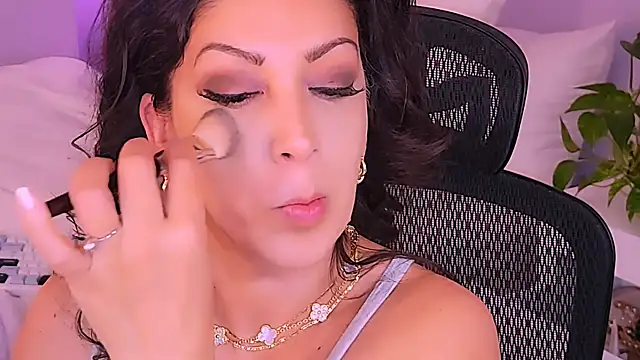 Snapshot of Wonderful_Woman chatting on February 11, 2026, 4:34 am Wonderful Woman online show from February 11, 2026, 4:34 am