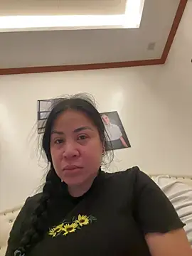 Tightwetholesxx online show from March 28, 2026, 4:35 am