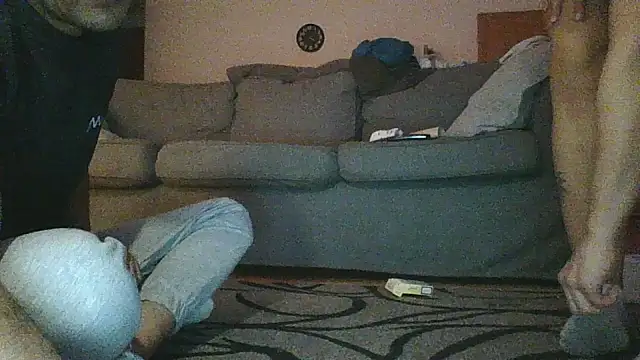 Couple coquin31 online show from December 18, 2024, 3:15 am