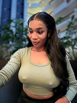 Snapshot of __Nessa__ chatting on November 14, 2025, 12:42 pm Nessa online show from November 14, 2025, 12:42 pm