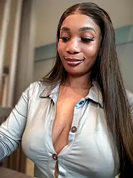 Snapshot of __Nessa__ chatting on September 28, 2025, 11:06 am Nessa online show from September 28, 2025, 11:06 am