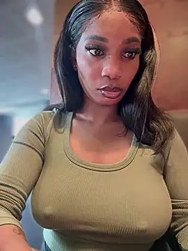 Snapshot of __Nessa__ chatting on October 11, 2025, 10:49 am Nessa online show from October 11, 2025, 10:49 am