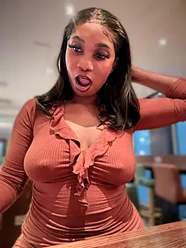 Snapshot of __Nessa__ chatting on October 17, 2025, 11:12 am Nessa online show from October 17, 2025, 11:12 am