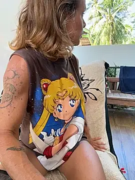 mommyselenafit  online show from March 3, 2026, 2:51 am