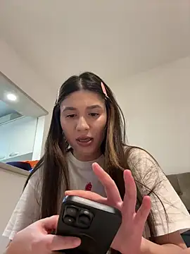 IrisBlues online show from November 5, 2025, 5:27 pm