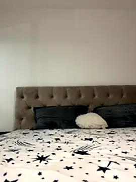 IrisBlues online show from November 24, 2025, 5:24 pm