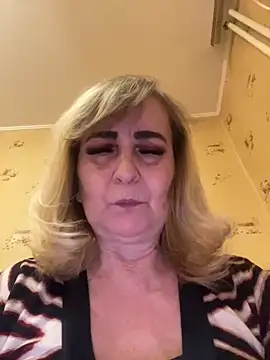 Irina2909xh online show from March 7, 2025, 5:06 pm