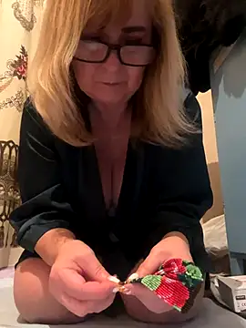 Snapshot of Irina2909@xh chatting on October 18, 2025, 10:12 pm Irina2909xh online show from October 18, 2025, 10:12 pm