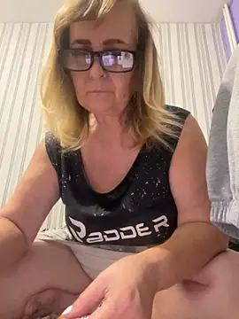 Snapshot of Irina2909@xh chatting on September 24, 2025, 6:58 pm Irina2909xh online show from September 24, 2025, 6:58 pm