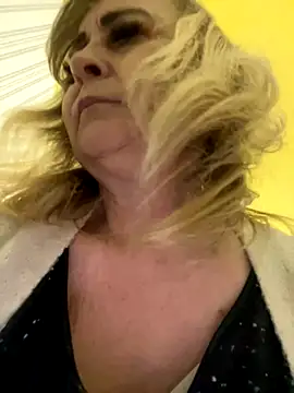 Snapshot of Irina2909@xh chatting on October 30, 2025, 3:31 pm Irina2909xh online show from October 30, 2025, 3:31 pm