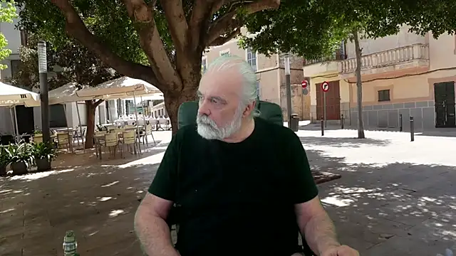 madriano online show from May 20, 2026, 4:37 pm