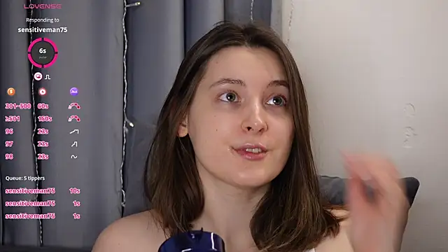 Snapshot of BeckyMartens chatting on October 3, 2025, 2:48 am BeckyMartens online show from October 3, 2025, 2:48 am