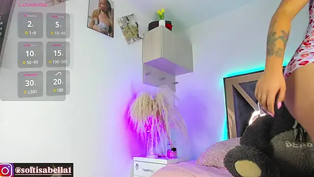 Snapshot of hollyprincess_2 chatting on October 5, 2025, 9:11 am hollyprincess 2 online show from October 5, 2025, 9:11 am