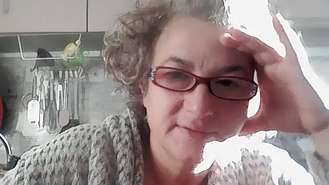 Sunnylarrah online show from September 22, 2025, 5:02 am